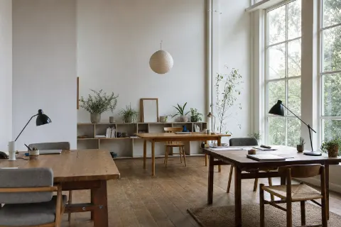 desk-room
